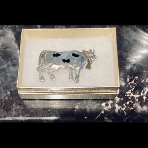 Vintage 925 Sterling Silver and Black Onyx Cow Pin